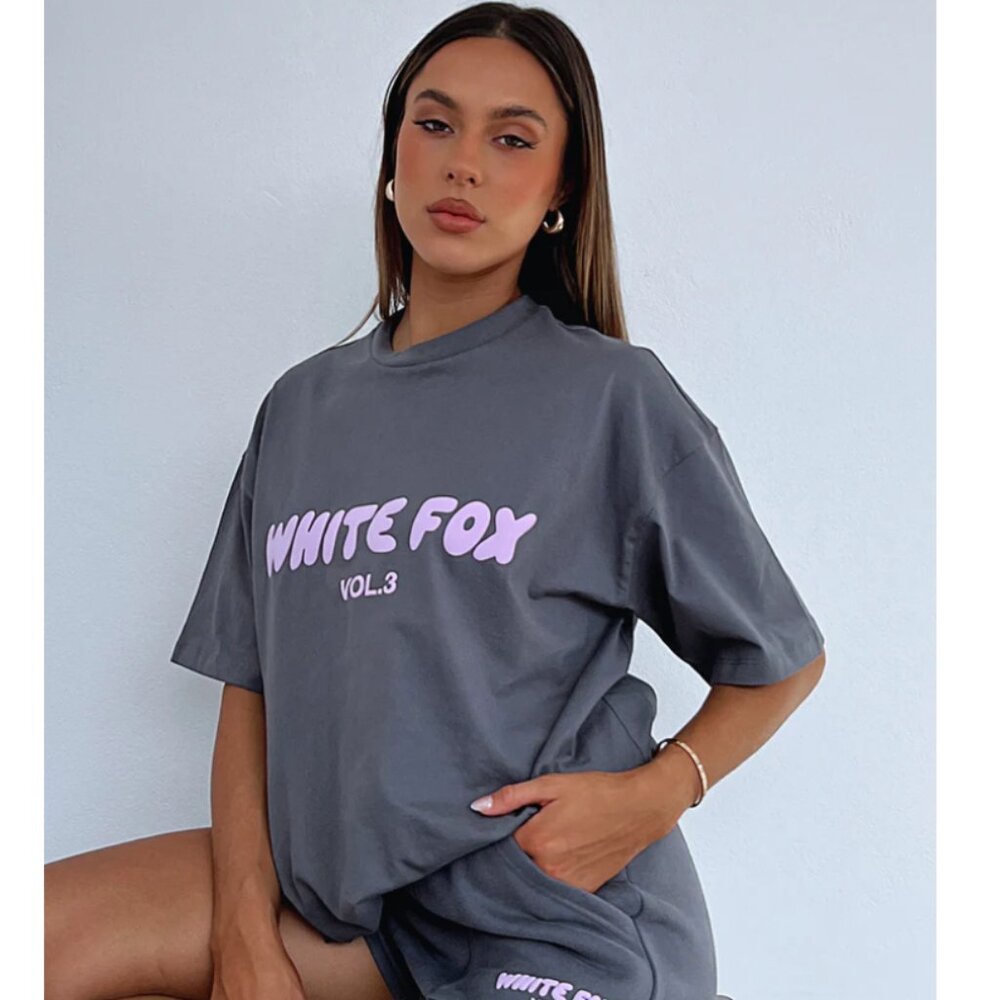 White Fox Offstage Oversized Tee - Size S/M, Volcanic 🖤 (Rare)